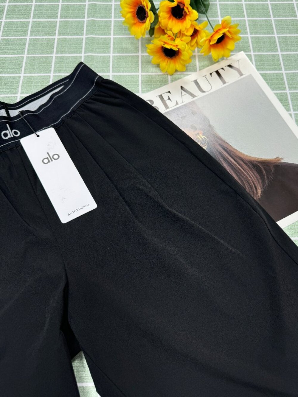 🌹 Women's Black ALO Yoga High Rise Suit Up Pants  🤭 (Regular Length) - NWT